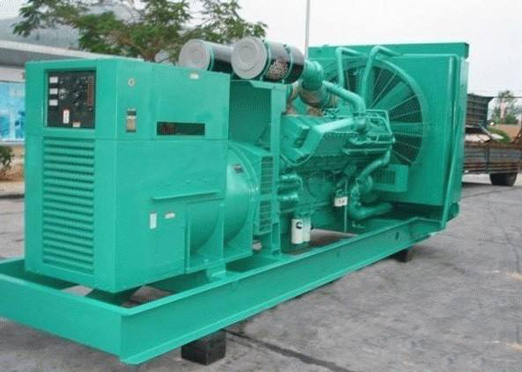 寻甸75kw康明斯柴油发电车出租